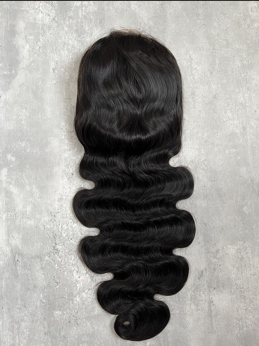 28” Velè Wave Wig