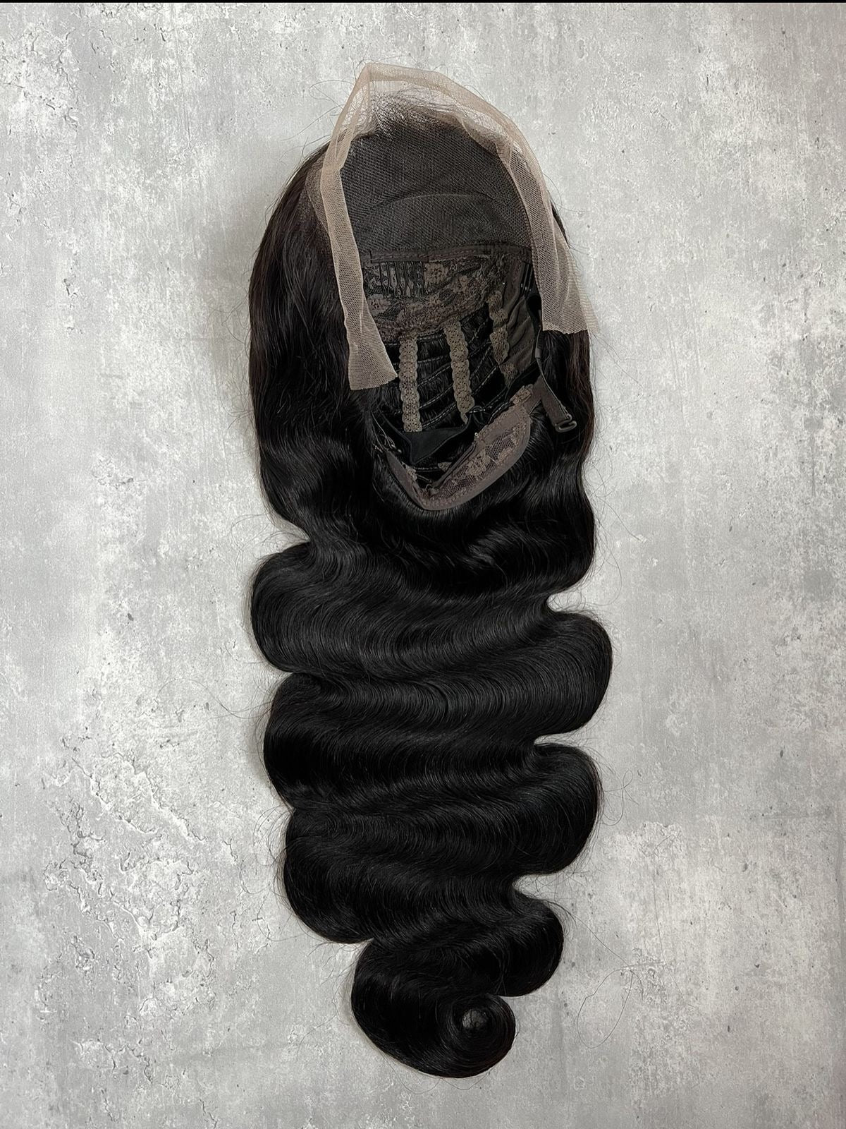 28” Velè Wave Wig